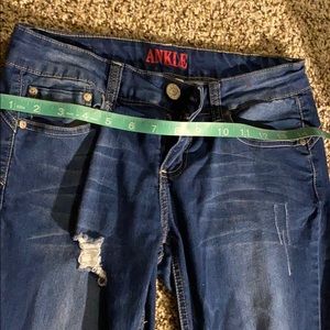 Dark wash ankle high jeans, size 7